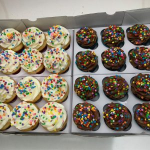 Set of 6 sugar-free regular cupcakes made with monk fruit sweetener.