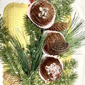 Set of 6 Fine Belgian Chocolate Cocoa Balls by Sweet Valley for Christmas