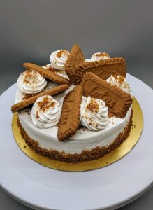 Lotus Biscoff Cake by Vennila A delicious Lotus Biscoff cake by Vennila Bites