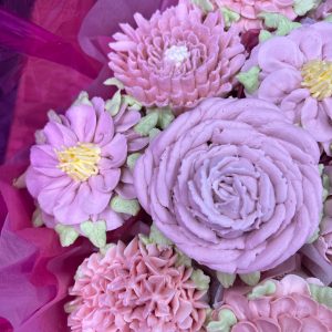 Cupcake Bouquet with buttercream flowers by Sweet Valley