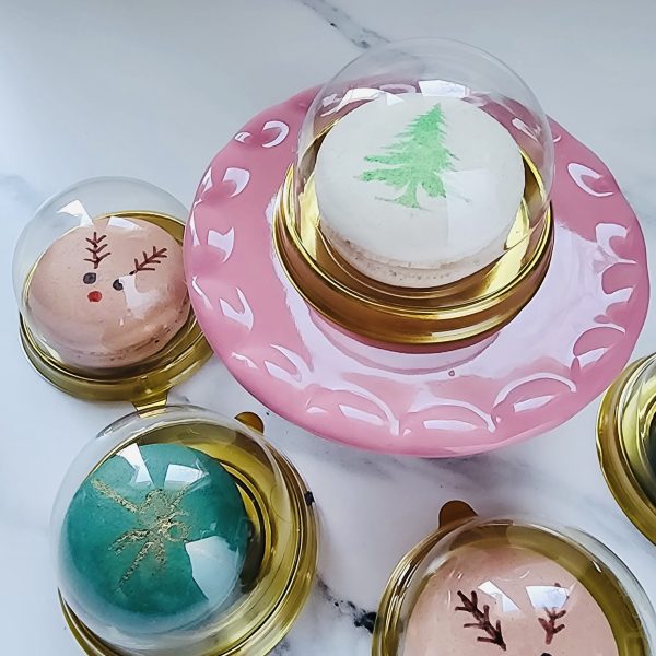 Holiday theme macarons, individually packed by P.D. Zee, in 6 flavors.