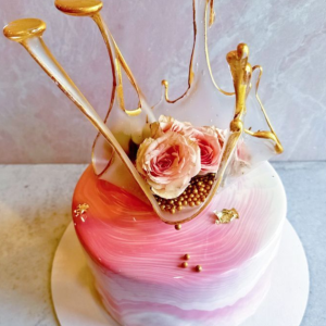 Custom Cakes by V