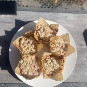 Pack of 6 strawberry muffins with juicy strawberries.