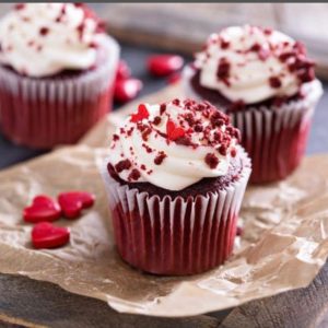 Set of 6 Valentine's Day cupcakes in various shades and flavors.