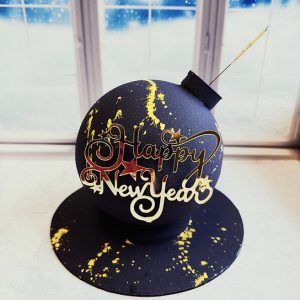 Showstopper cake with sparkler, customizable, chocolate pinata