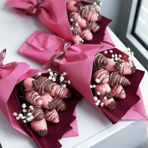 Berry Sweet Celebration with Mom