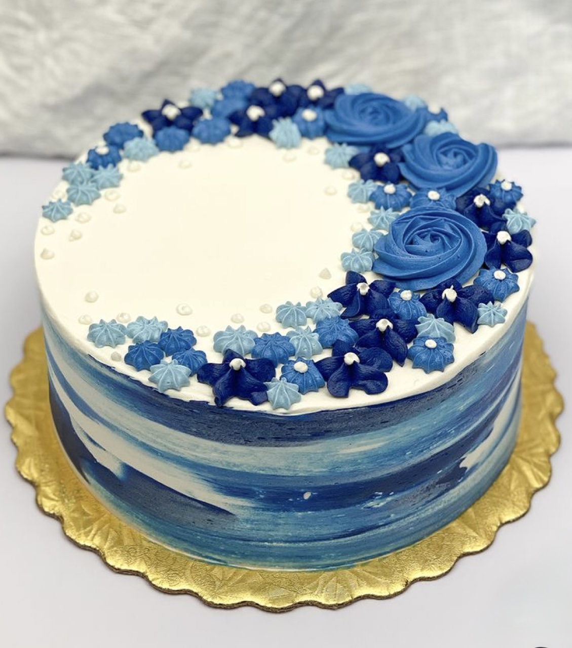 6 inch Blue Bloom Cake