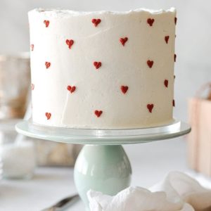 6 inch Dainty hearts cake