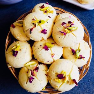 Nan Khatai (Indian Style Butter Cookie)